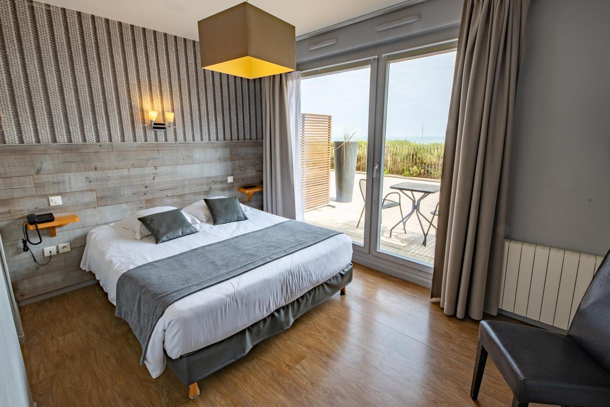 Logis- Hotel De La Baie De Wissant & Appartements Exteriér fotografie